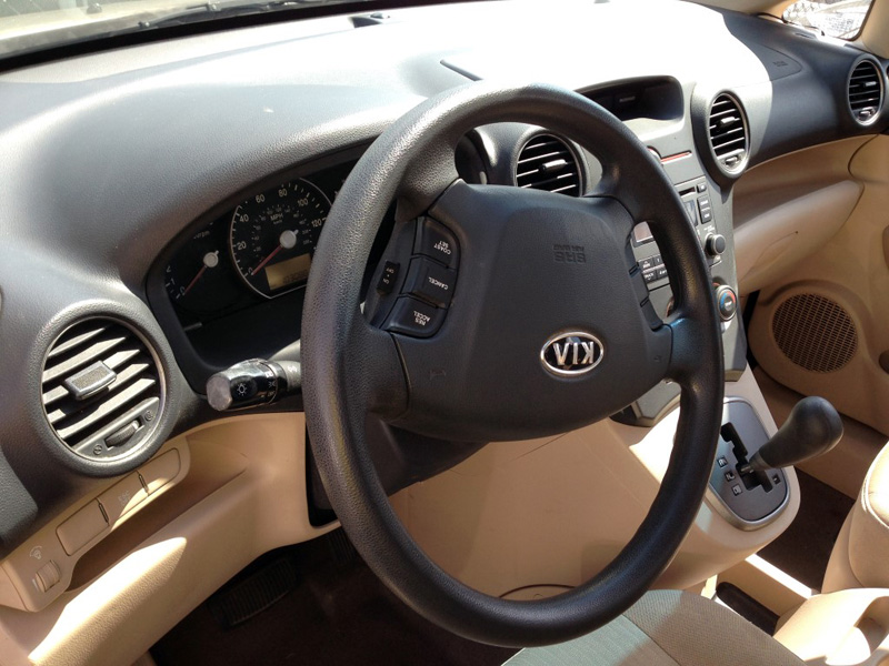 Used - Kia Rondo LX  for sale in Staten Island NY