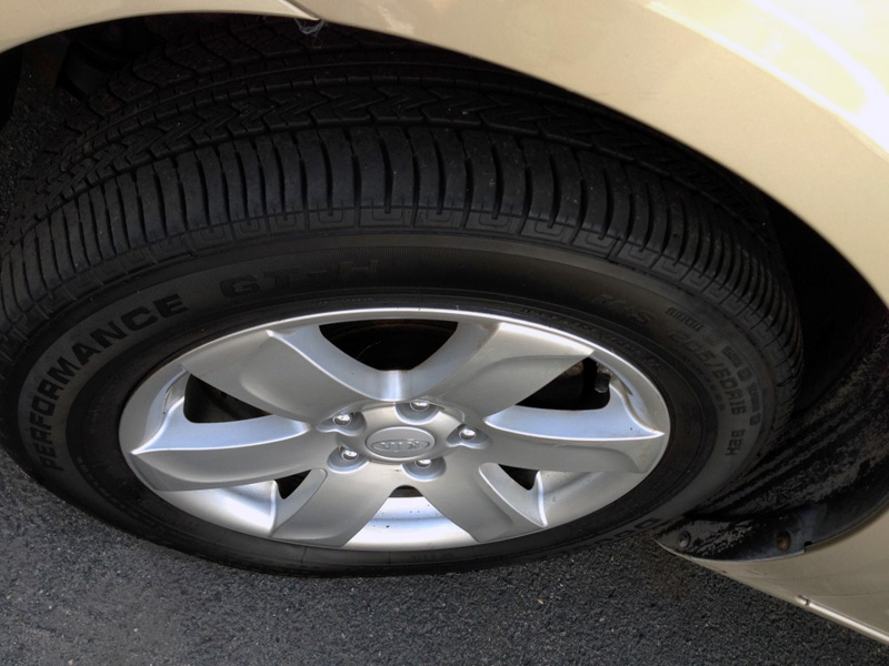 Used - Kia Rondo LX  for sale in Staten Island NY