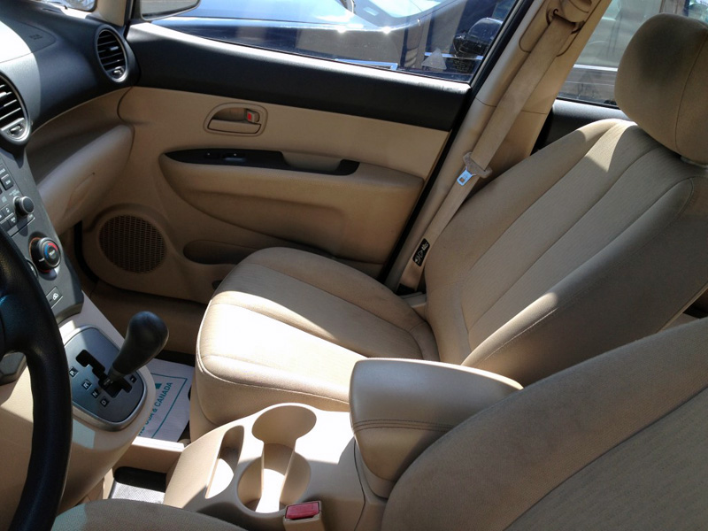 Used - Kia Rondo LX  for sale in Staten Island NY
