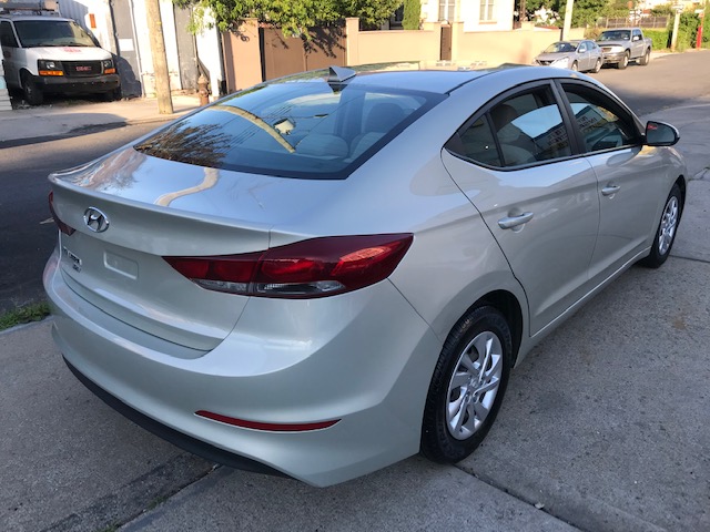 Used - Hyundai Elantra SE Sedan for sale in Staten Island NY