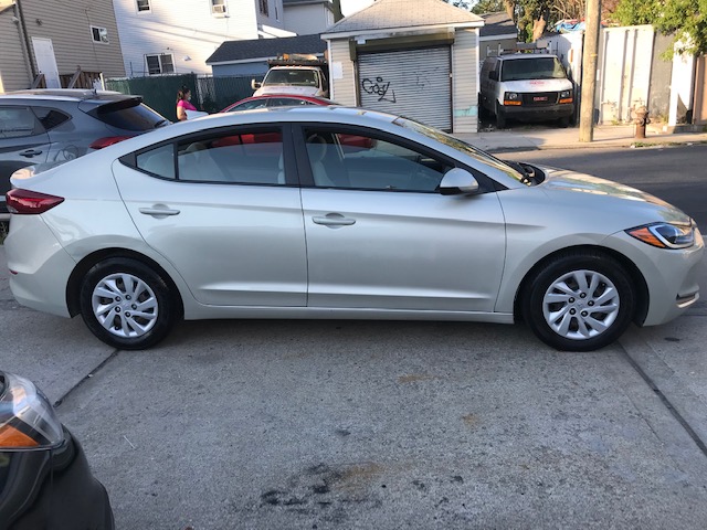 Used - Hyundai Elantra SE Sedan for sale in Staten Island NY