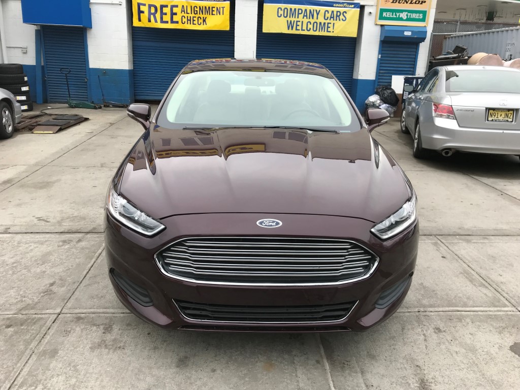 Used - Ford Fusion SE Sedan for sale in Staten Island NY