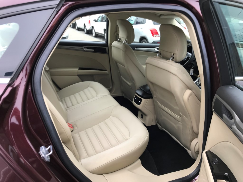 Used - Ford Fusion SE Sedan for sale in Staten Island NY