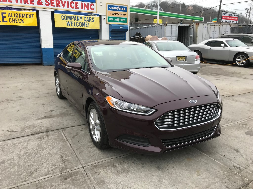 Used - Ford Fusion SE Sedan for sale in Staten Island NY