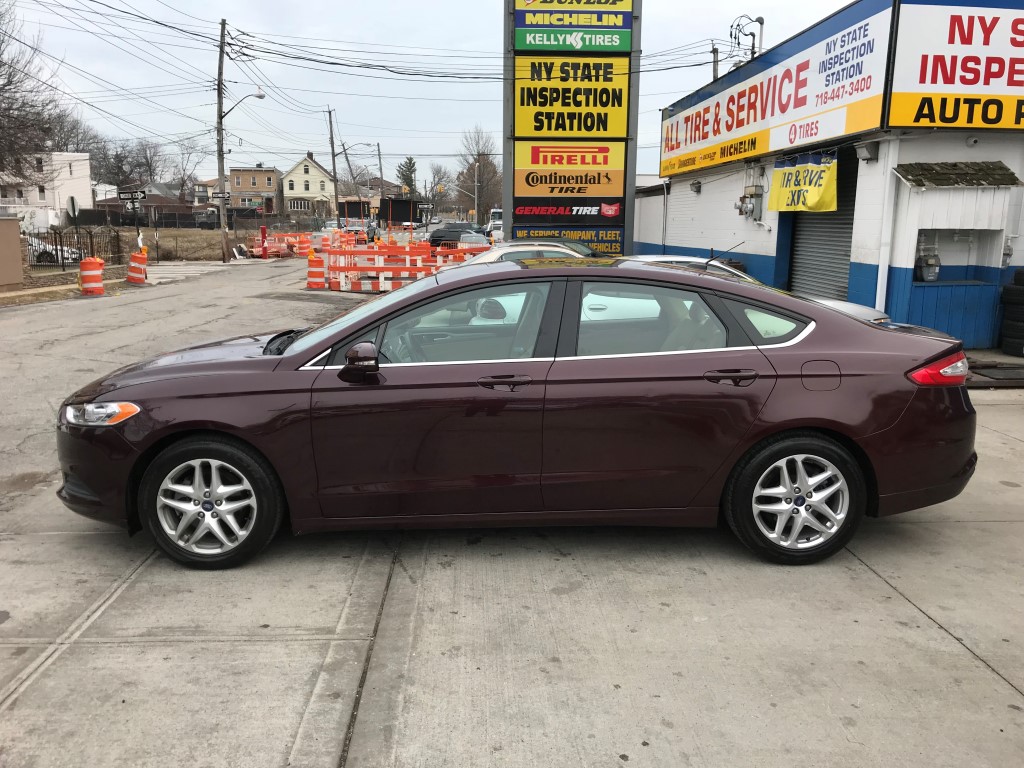 Used - Ford Fusion SE Sedan for sale in Staten Island NY