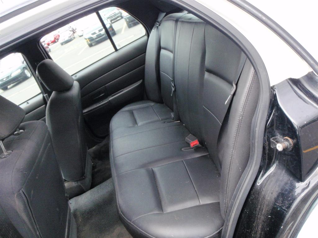 Pre-owned Car Crown VictoriaFord