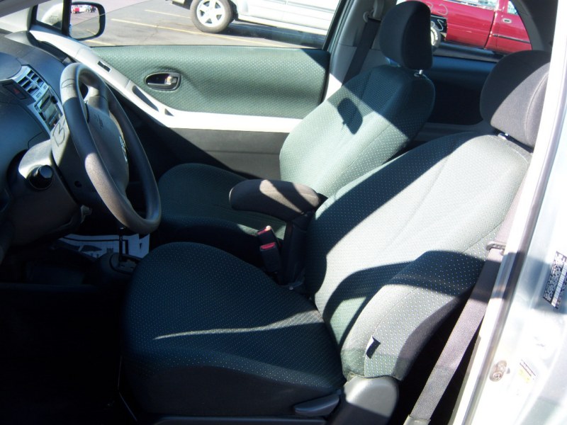 Pre-owned Car YarisToyota