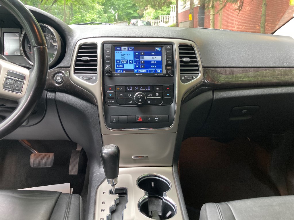 Used - Jeep Grand Cherokee Laredo 4x4 SUV for sale in Staten Island NY