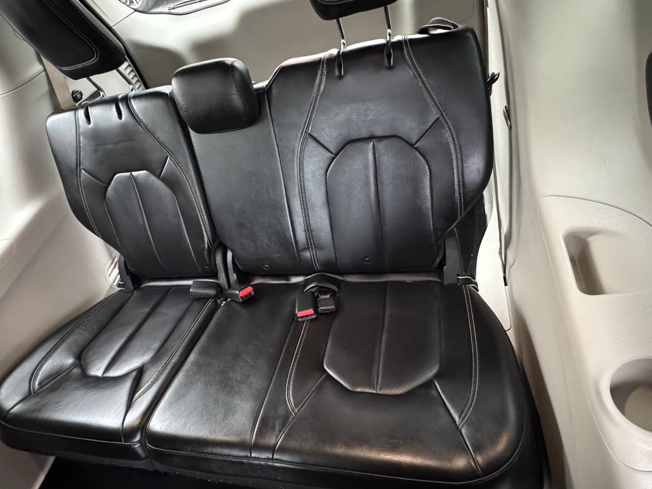 Used - Chrysler Voyager LXi Minivan for sale in Staten Island NY