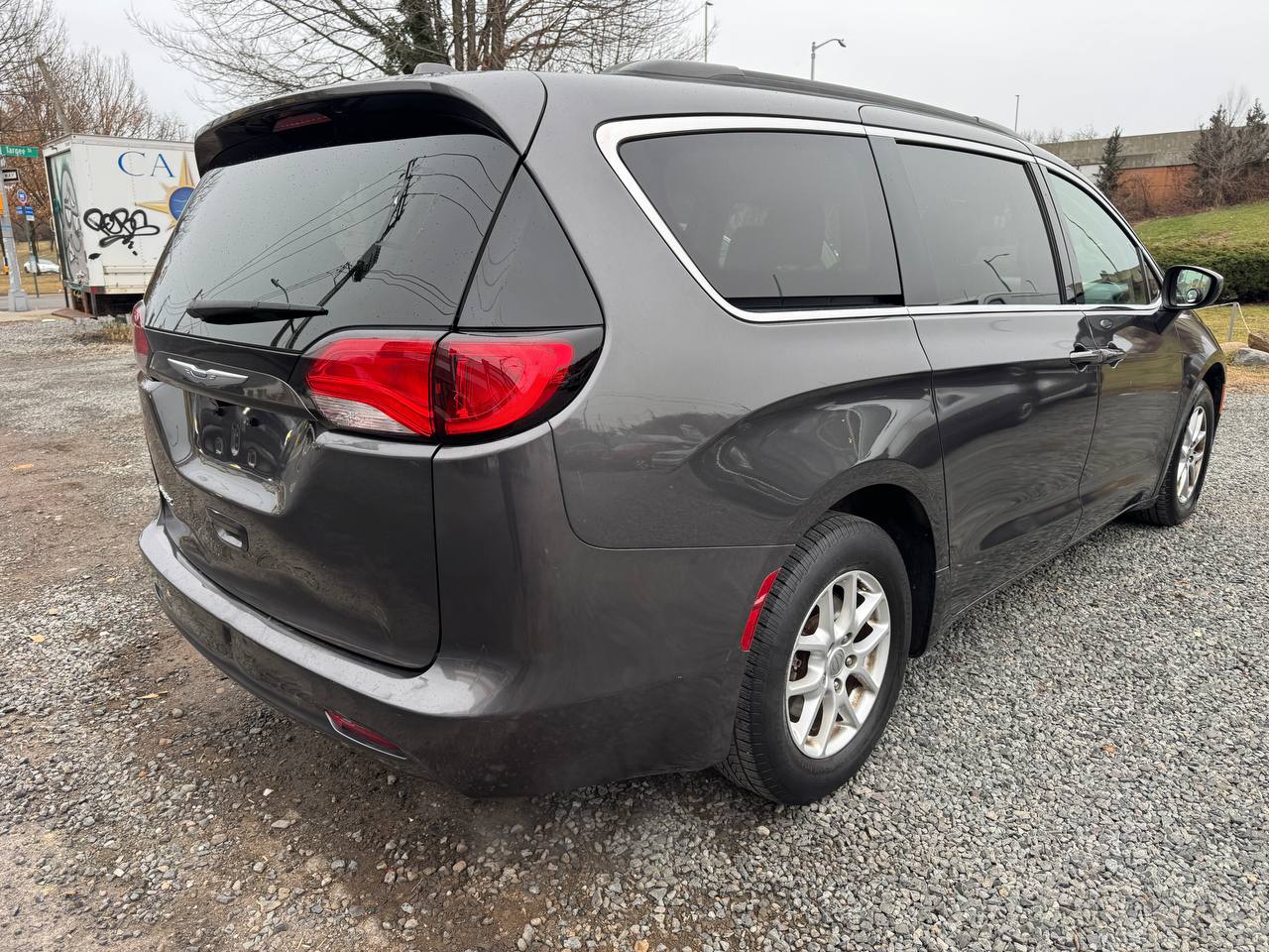 Used - Chrysler Voyager LXi Minivan for sale in Staten Island NY