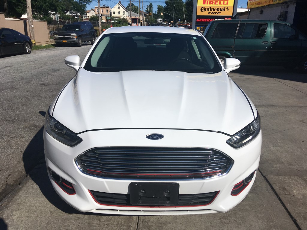 Used - Ford Fusion SE Sedan for sale in Staten Island NY