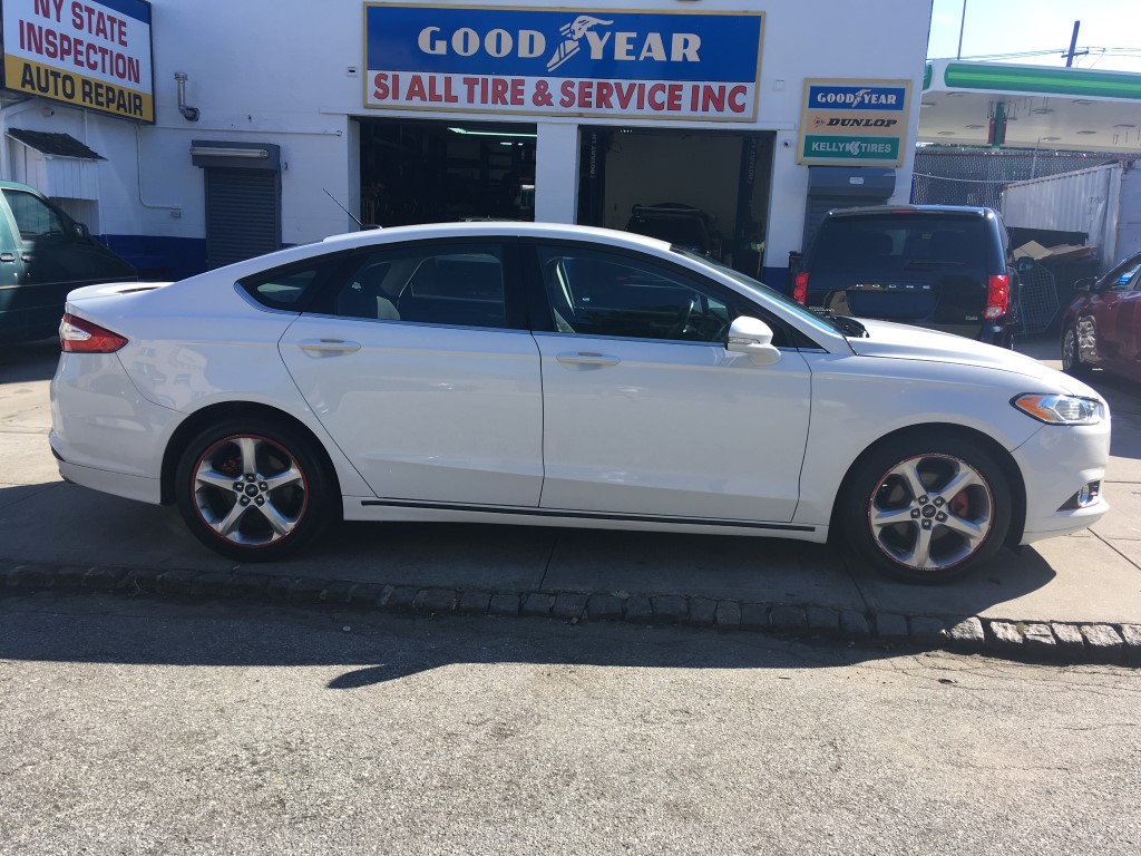 Used - Ford Fusion SE Sedan for sale in Staten Island NY