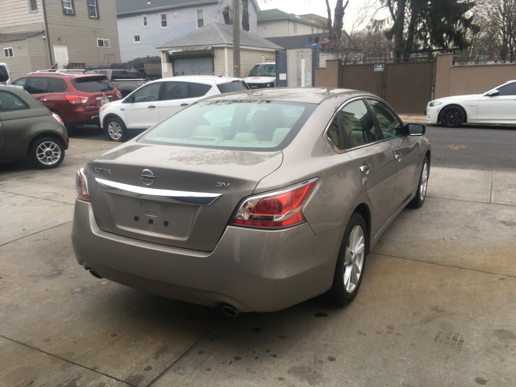 Used - Nissan Altima SV Sedan for sale in Staten Island NY