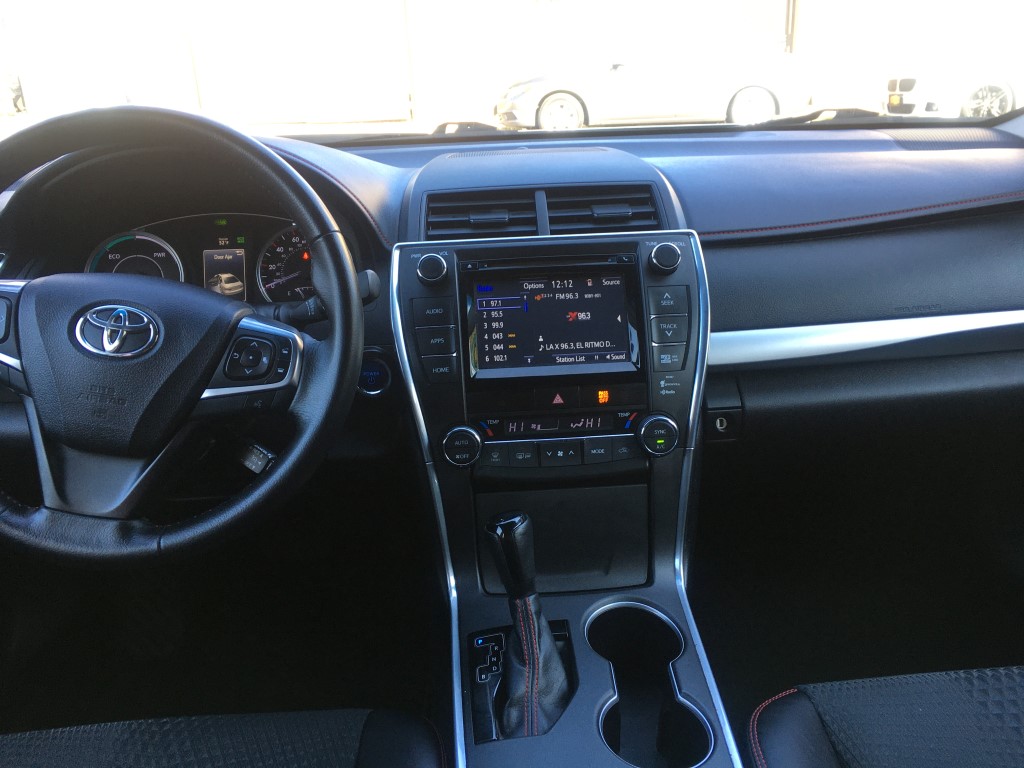 Used - Toyota Camry SE Hybrid Sedan for sale in Staten Island NY