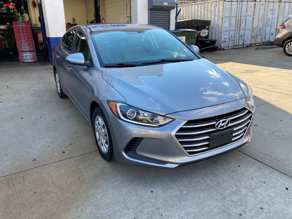 Used - Hyundai Elantra SE Sedan for sale in Staten Island NY