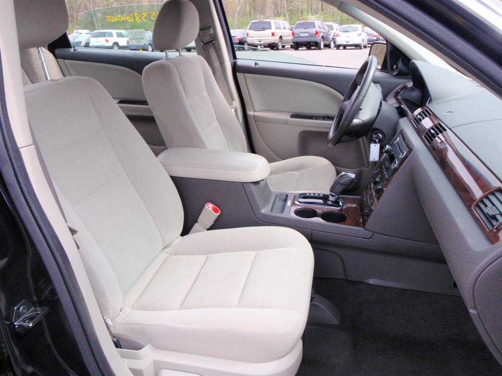 Pre-owned Car TaurusFord