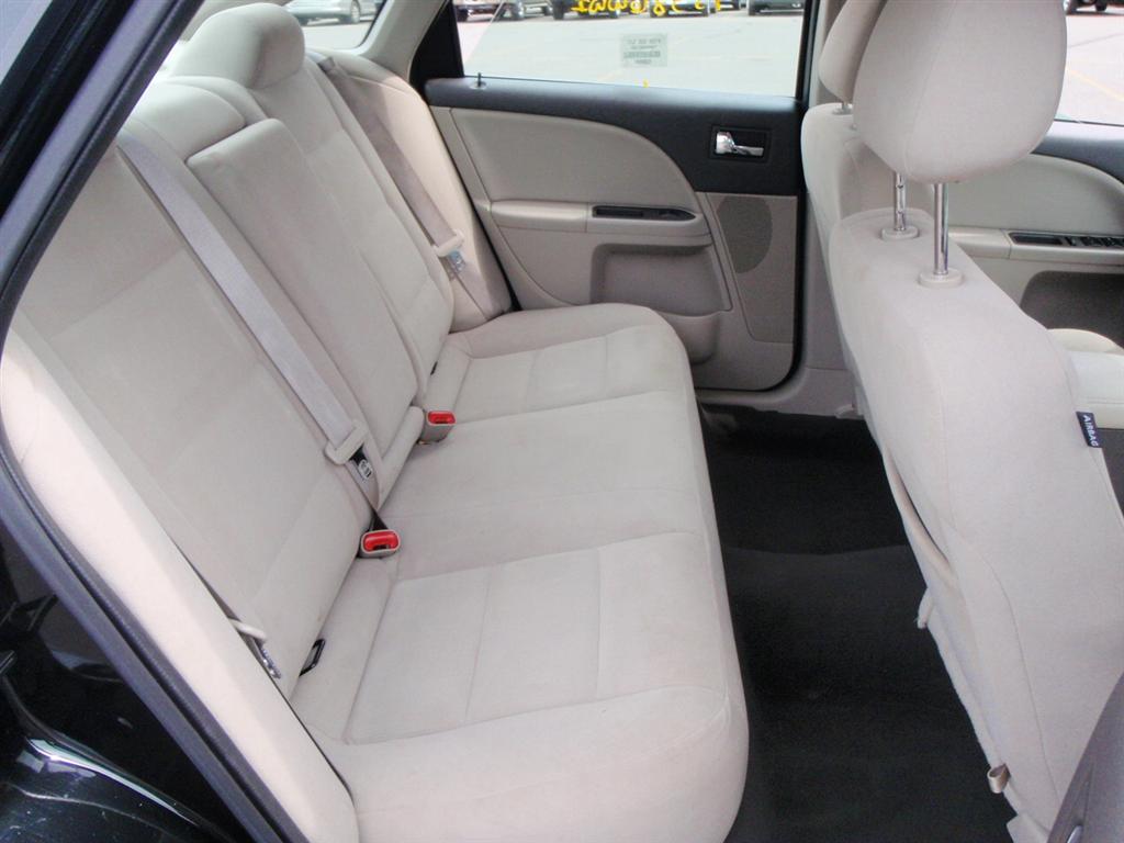 Pre-owned Car TaurusFord