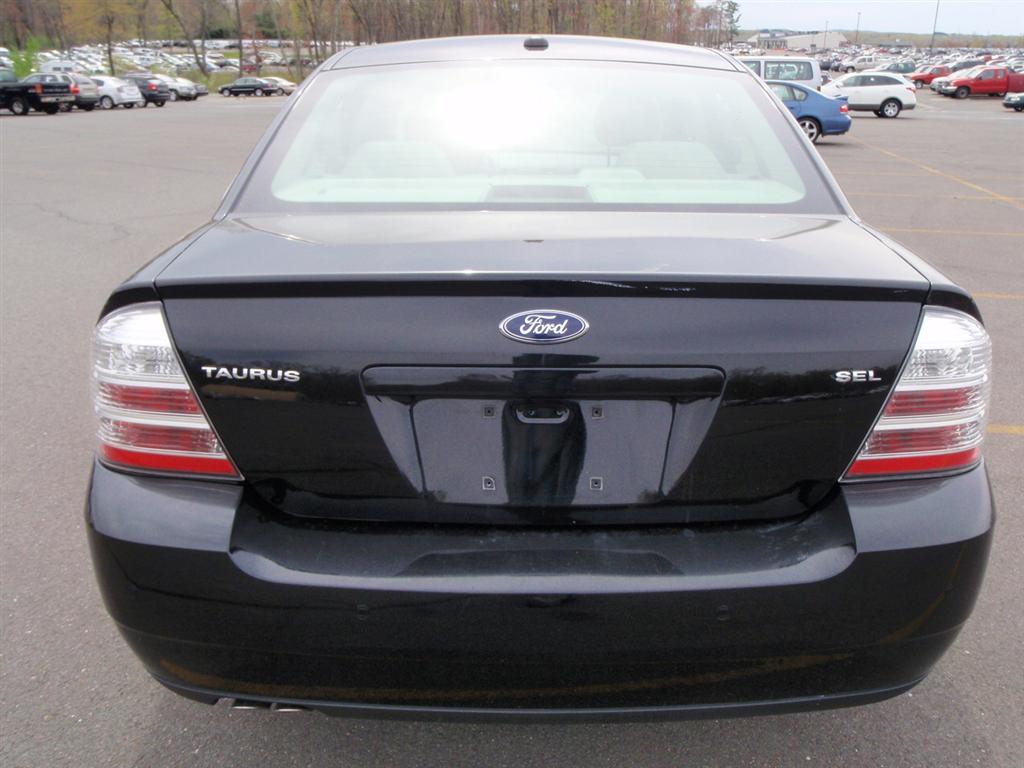 Pre-owned Car TaurusFord