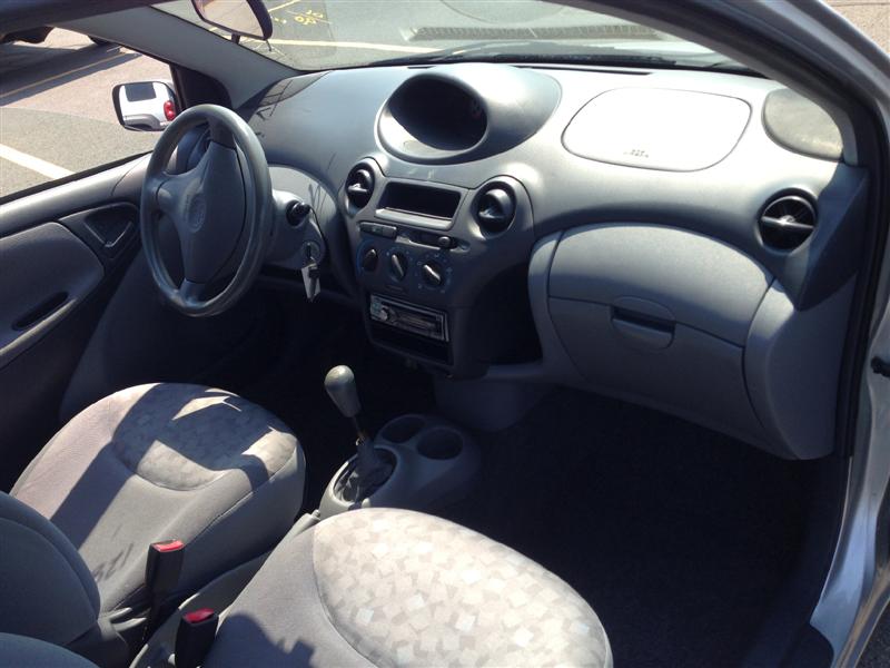 Pre-owned Car EchoToyota