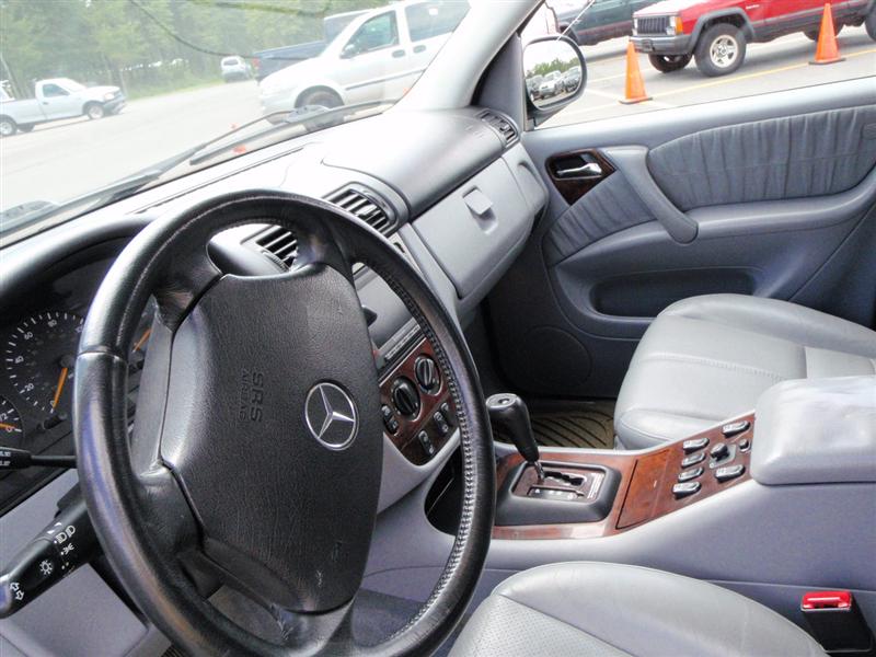 Pre-owned Car ML320Mercedes-Benz