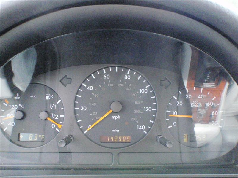 Pre-owned Car ML320Mercedes-Benz