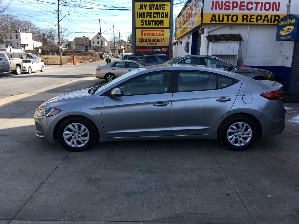 Used - Hyundai Elantra SE Sedan for sale in Staten Island NY