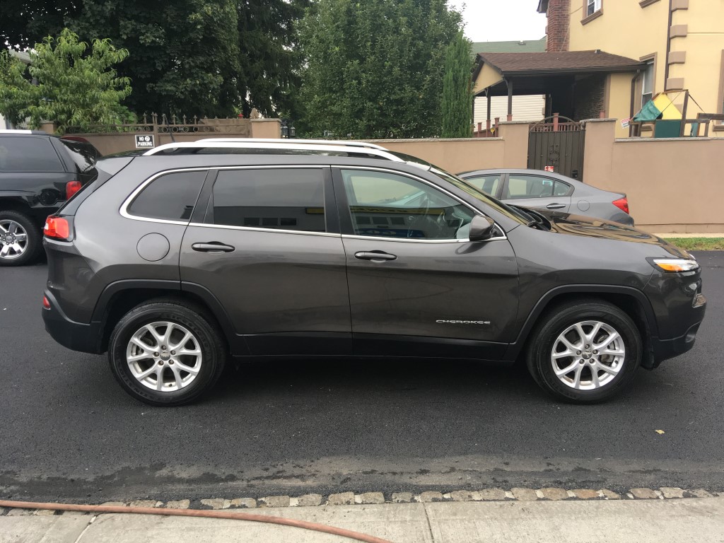 Used - Jeep Cherokee Latitude 4x4 SUV for sale in Staten Island NY