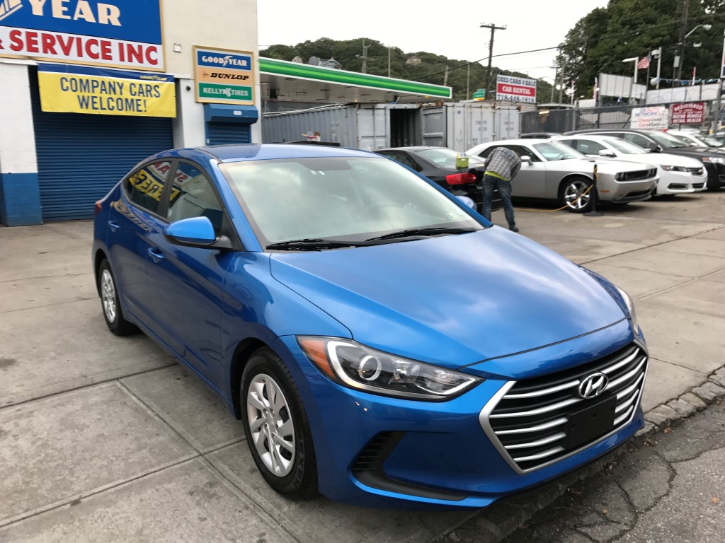 Used - Hyundai Elantra SE Sedan for sale in Staten Island NY