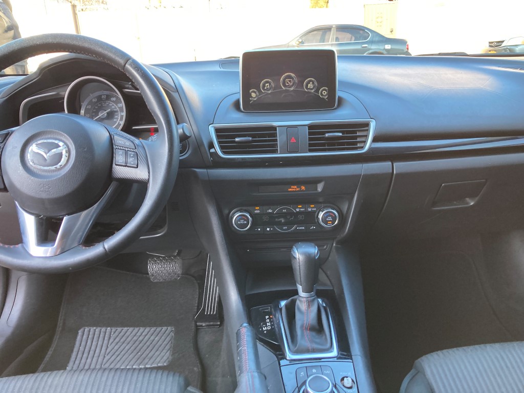 Used - Mazda Mazda3 i Touring Sedan for sale in Staten Island NY