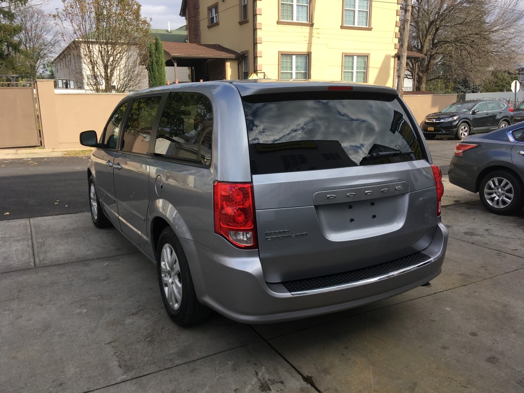 Used - Dodge Grand Caravan SE Minivan for sale in Staten Island NY