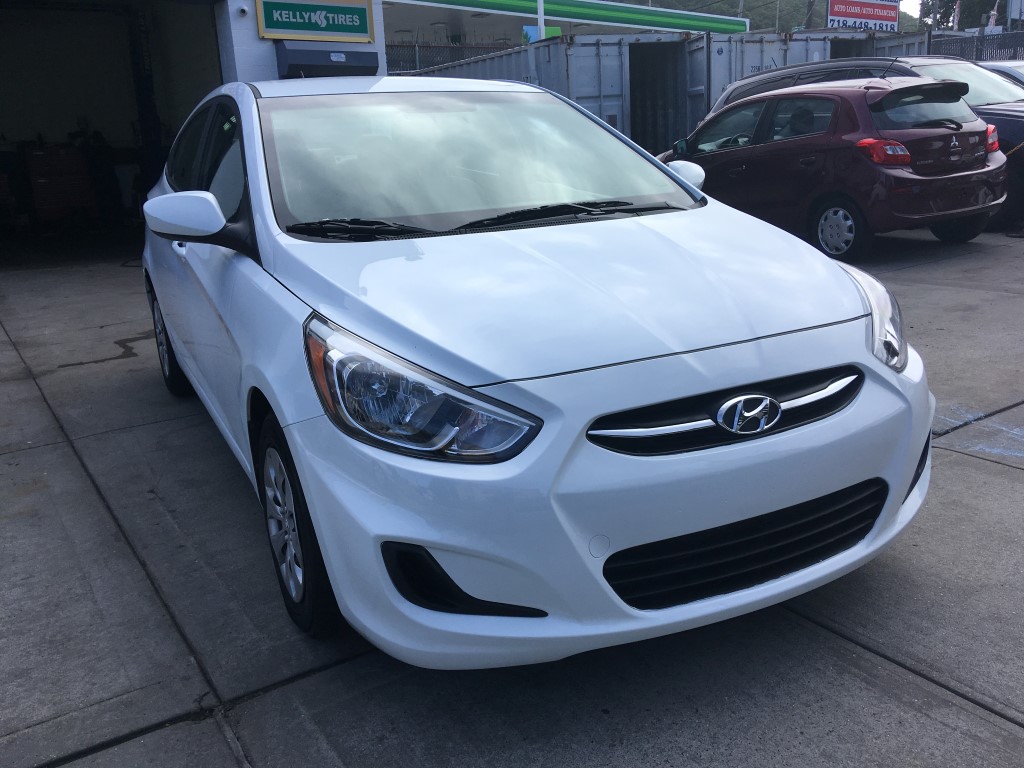 Used - Hyundai Accent SE Sedan for sale in Staten Island NY