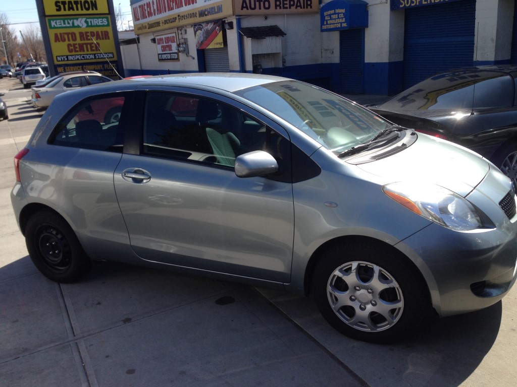 2008 Toyota yaris hatchback used
