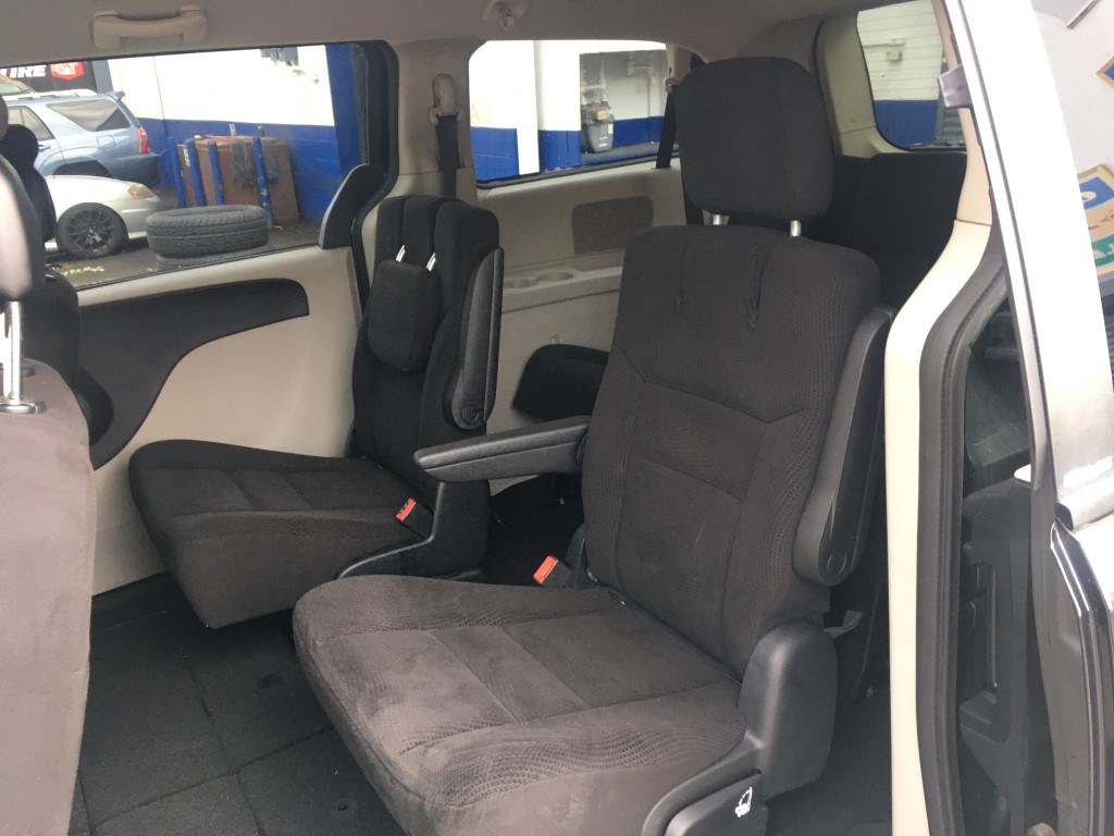 Used - Dodge Grand Caravan SE Minivan for sale in Staten Island NY