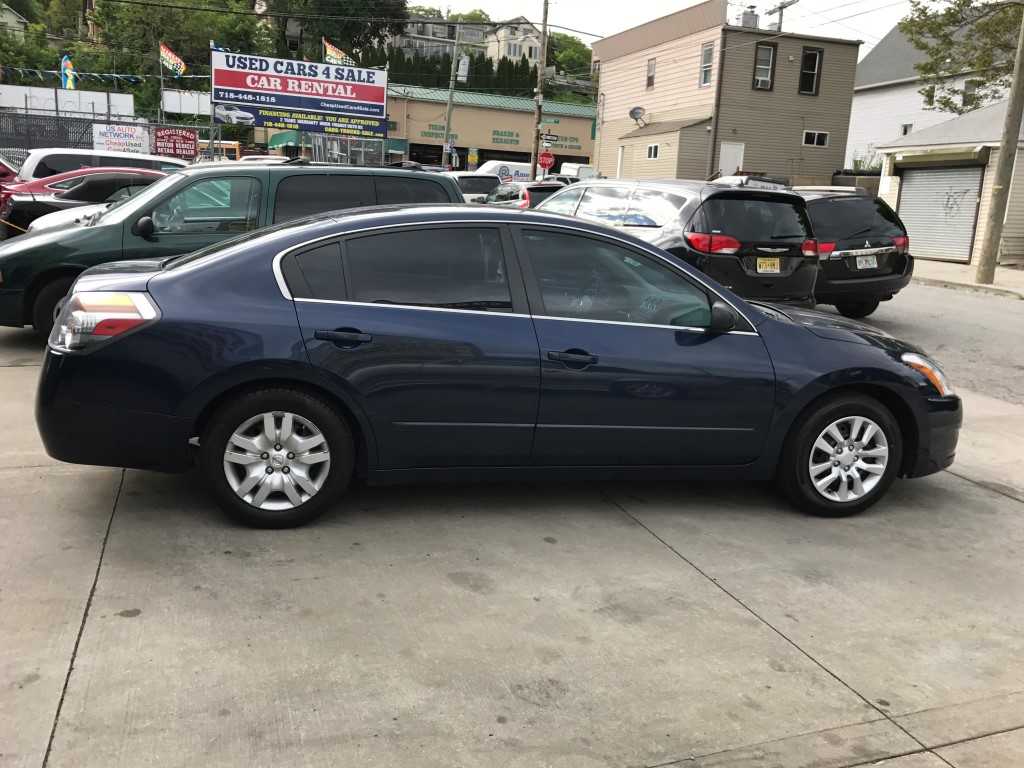 Used 2012 Nissan Altima S Sedan $8 490 00