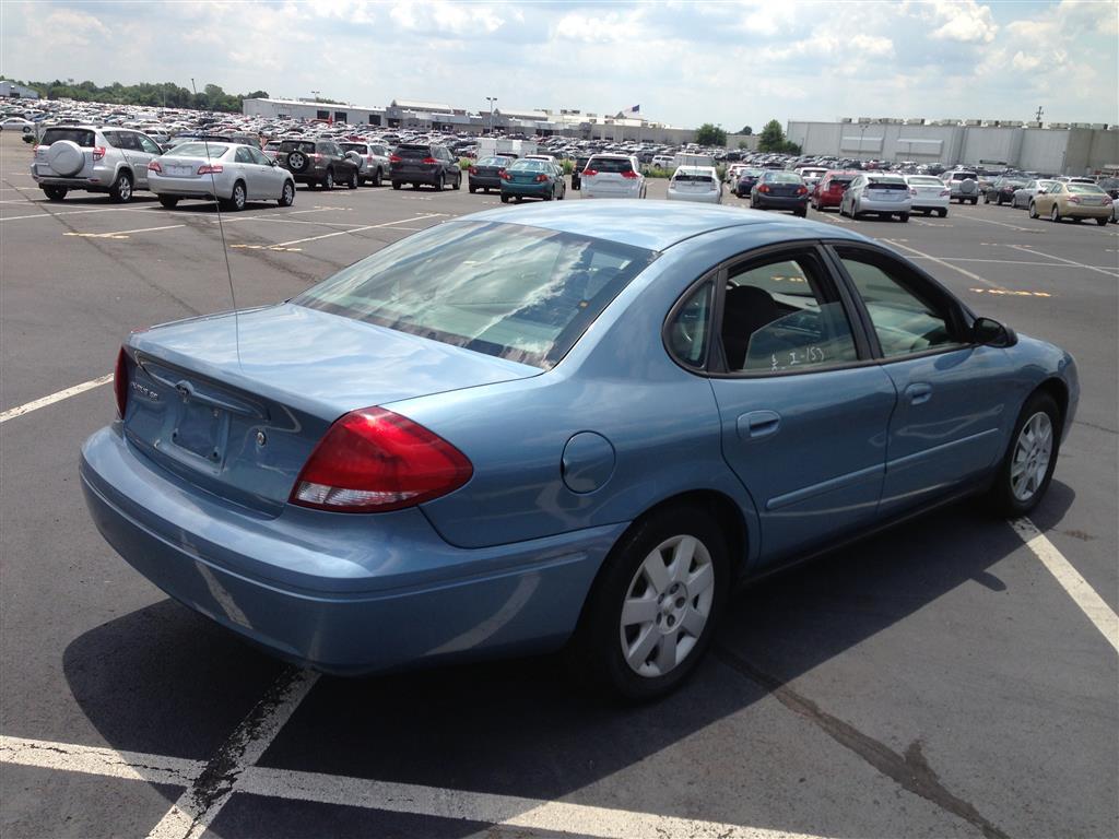 Pre-owned Car Taurus SEFord