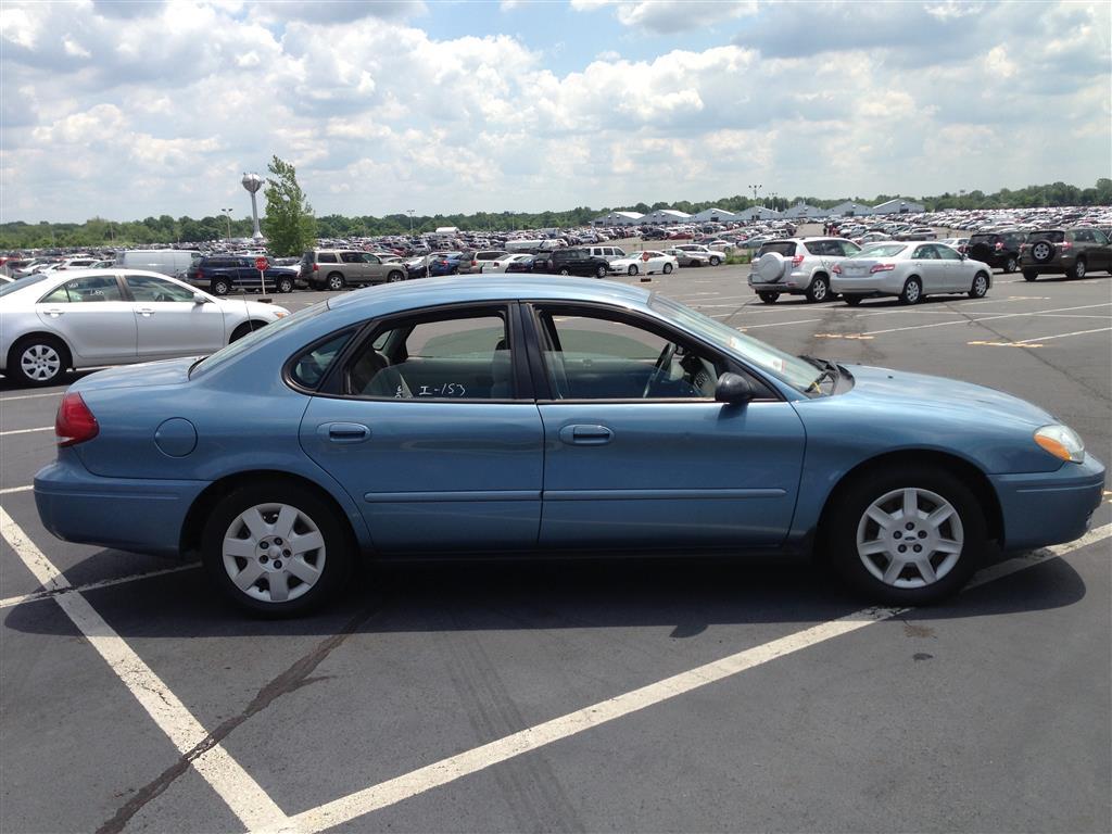 Pre-owned Car Taurus SEFord