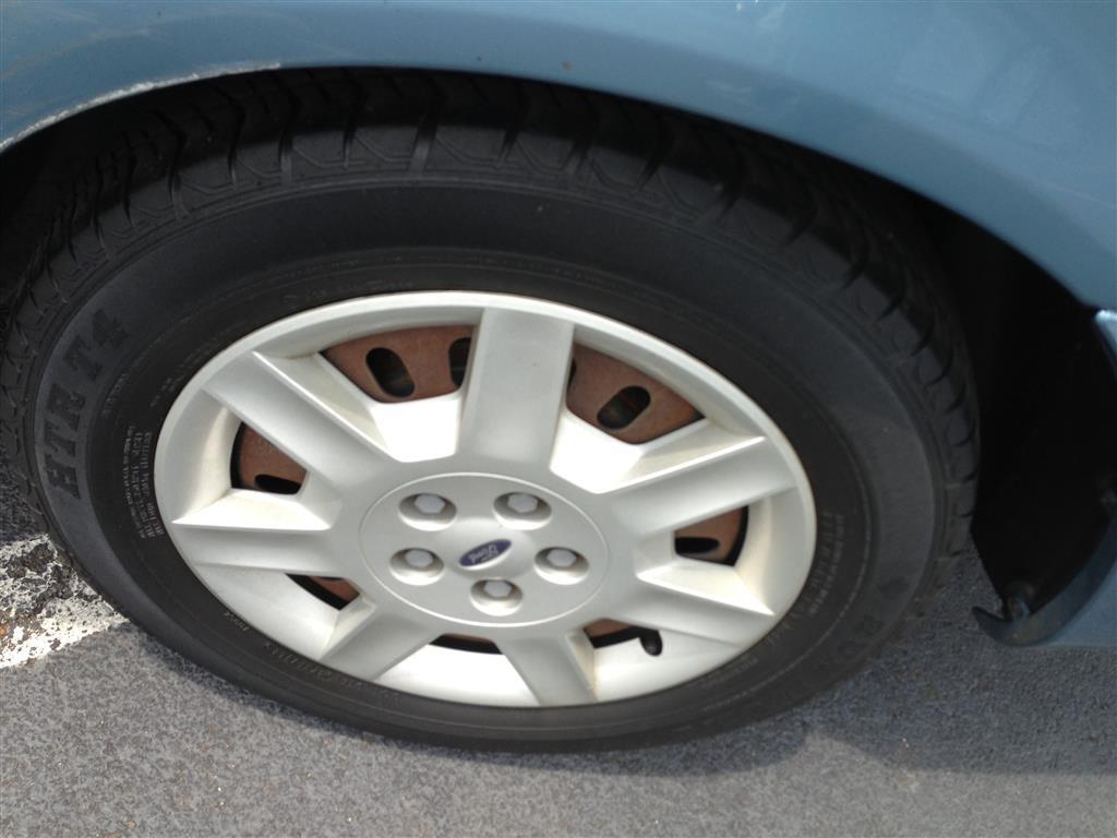 Pre-owned Car Taurus SEFord