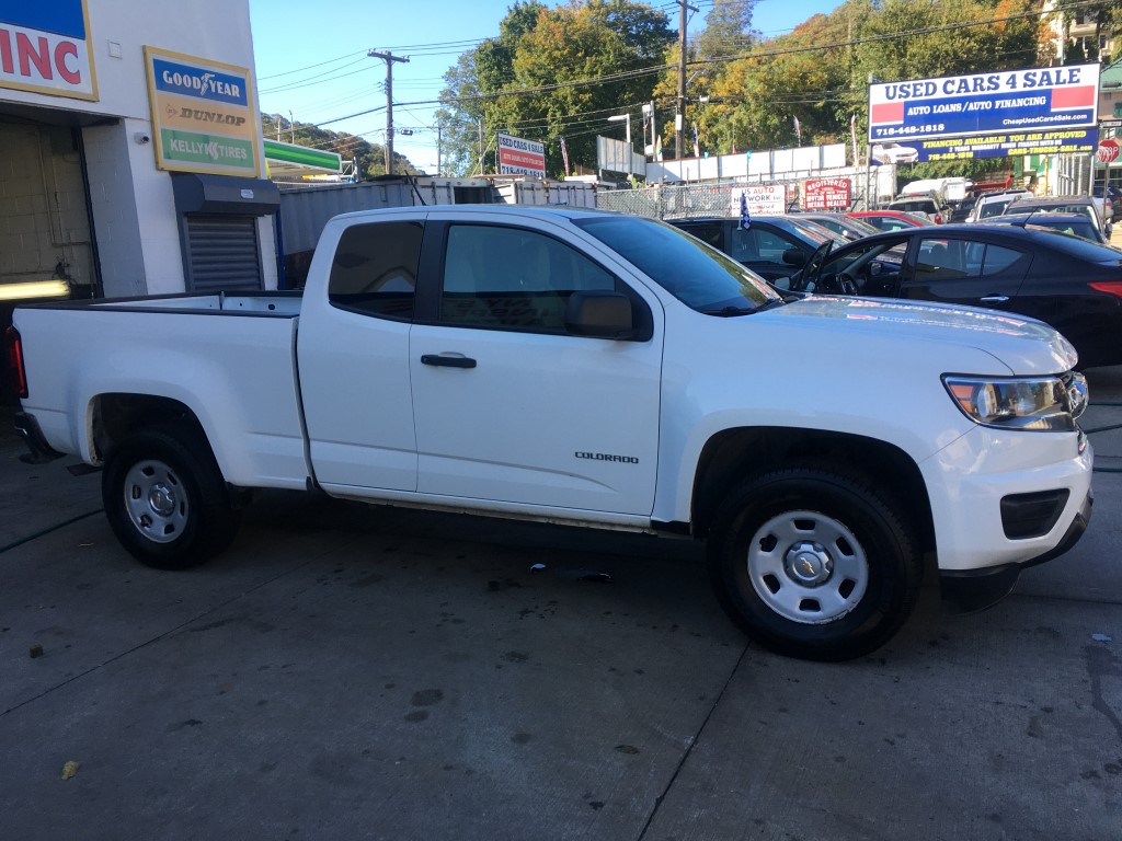 Used 2015 Chevrolet Colorado Pickup Truck 11,390.00