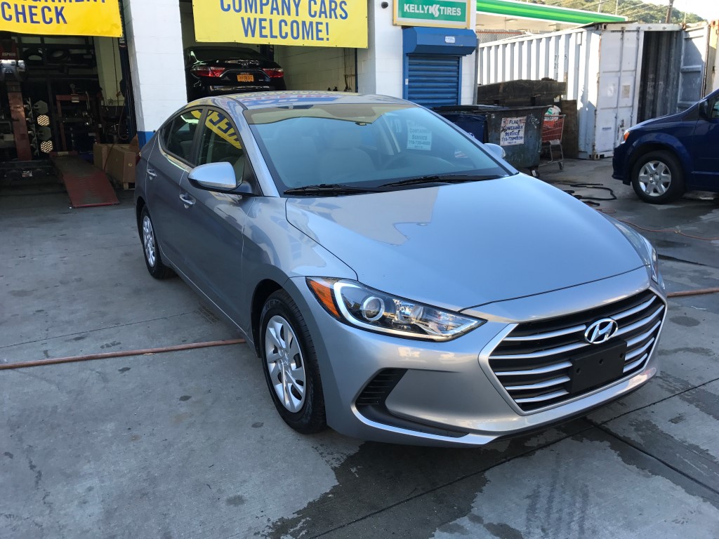 Used - Hyundai Elantra SE Sedan for sale in Staten Island NY