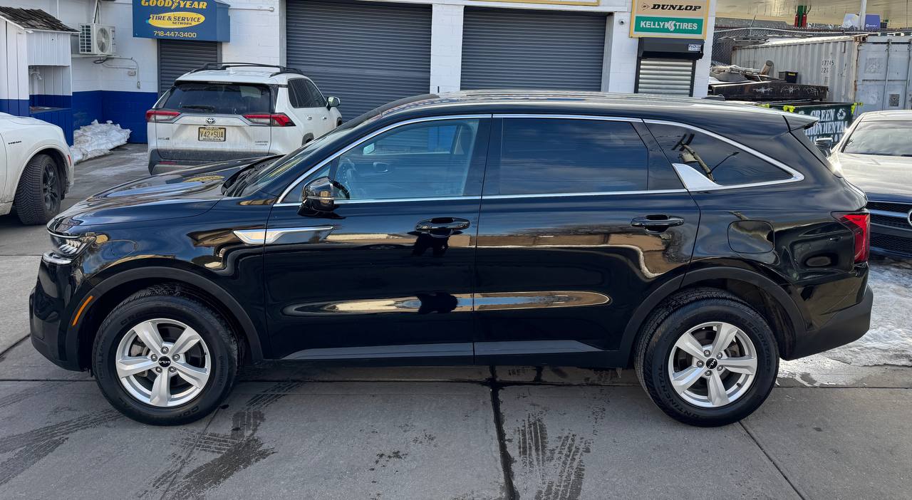 Used - Kia Sorento LX AWD SUV for sale in Staten Island NY