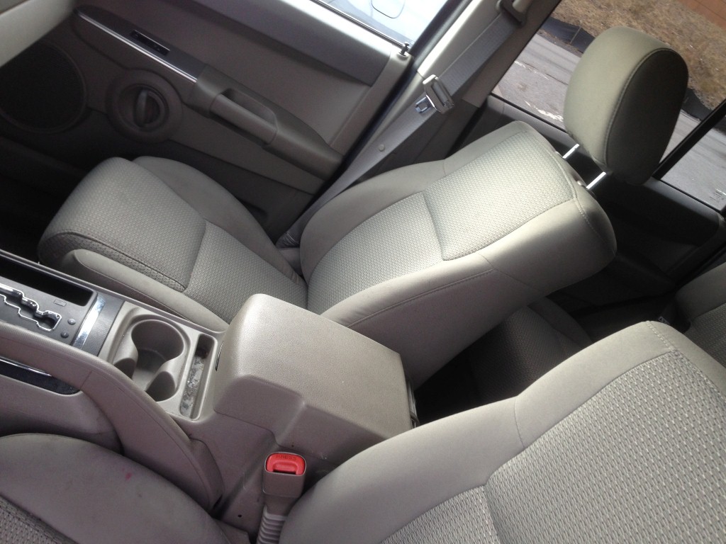 Pre-owned Car CommanderJeep