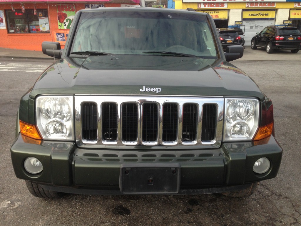 Pre-owned Car CommanderJeep