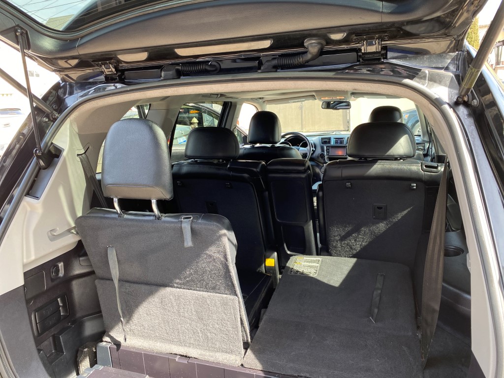 Used - Toyota Highlander SE AWD SUV for sale in Staten Island NY