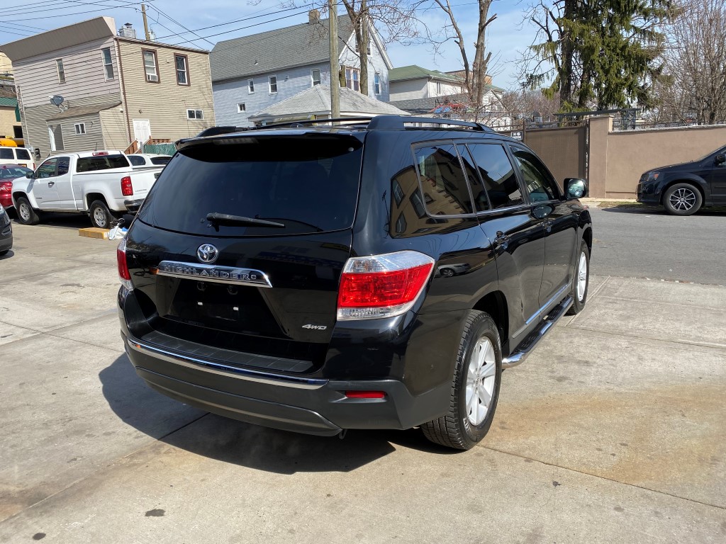 Used - Toyota Highlander SE AWD SUV for sale in Staten Island NY