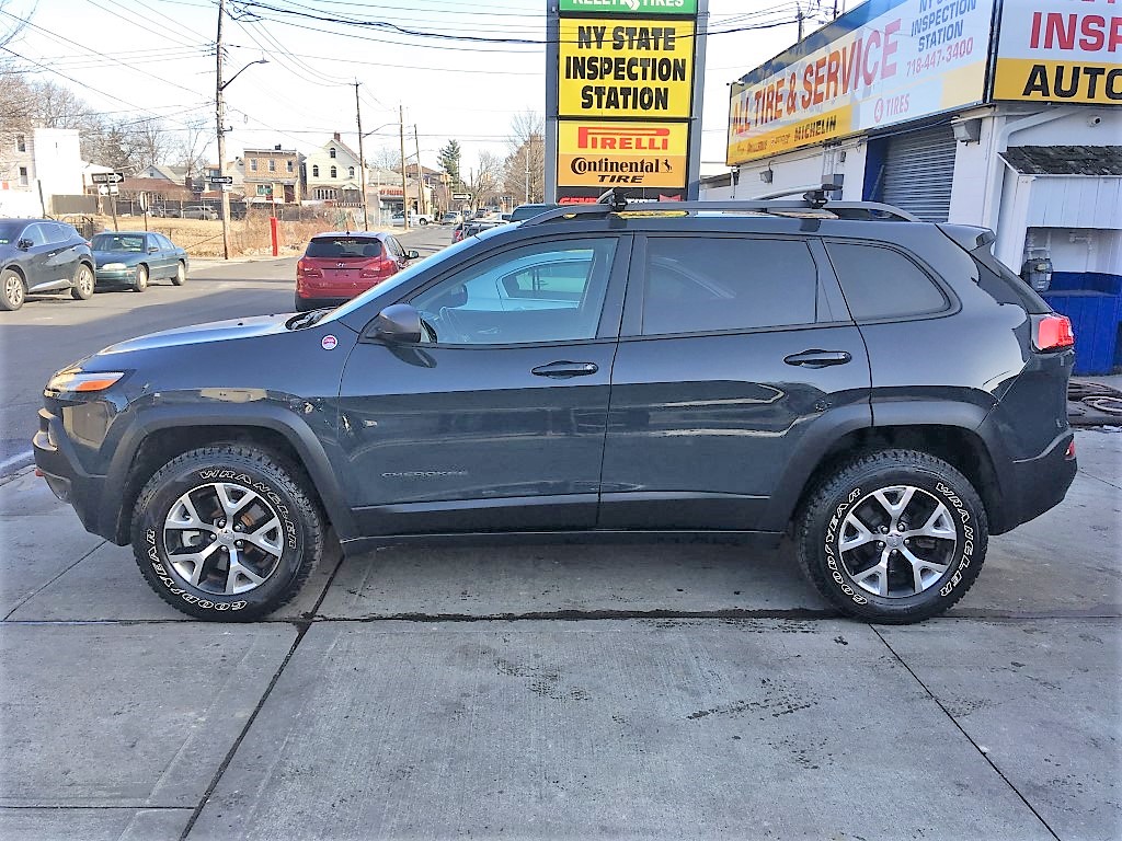 Used - Jeep Cherokee Trailhawk 4x4 SUV for sale in Staten Island NY
