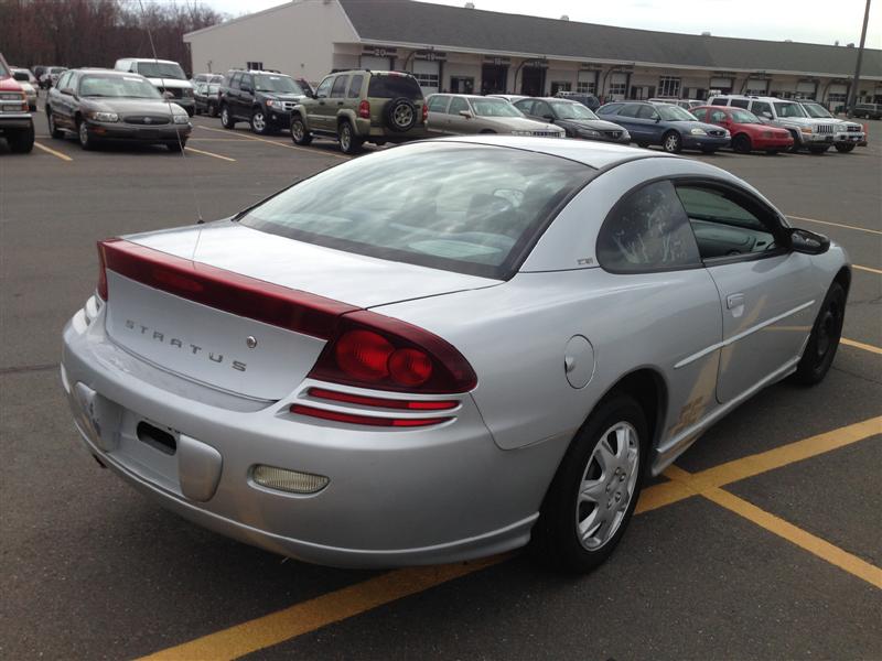 Pre-owned Car StratusDodge