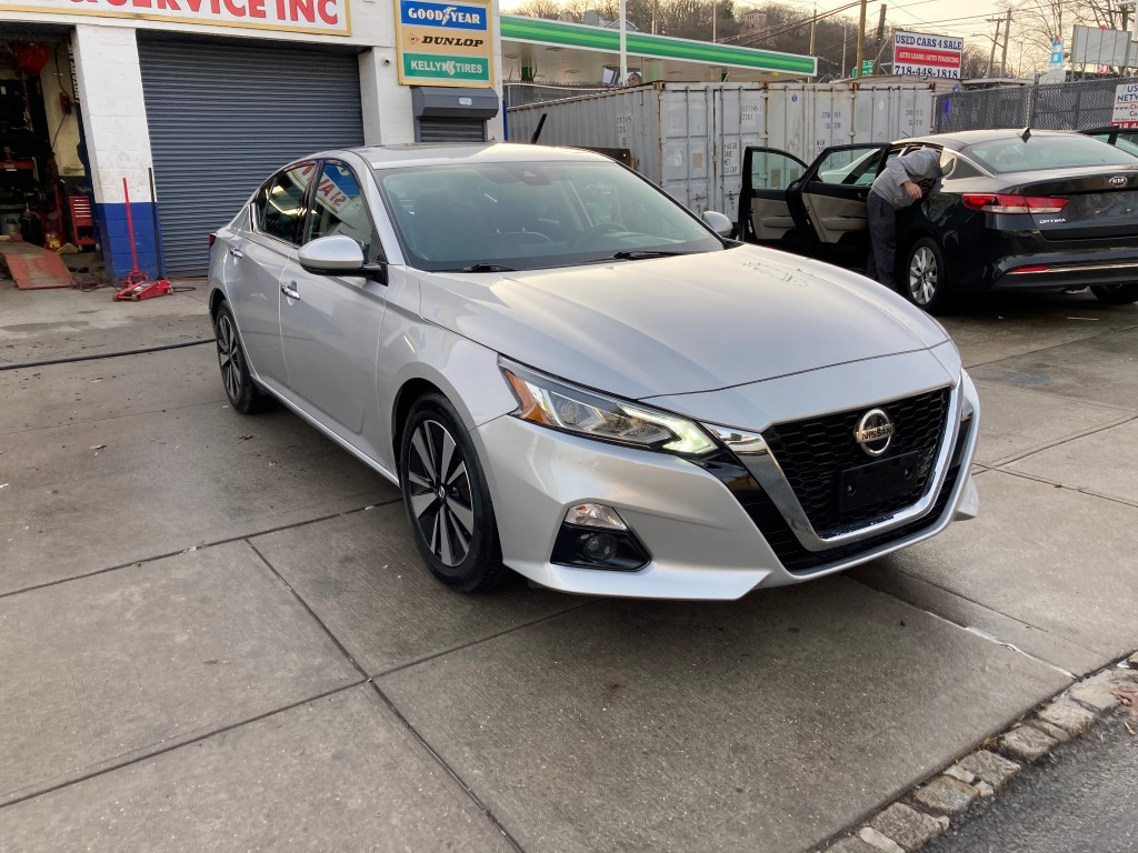 Used - Nissan Altima SL Sedan for sale in Staten Island NY