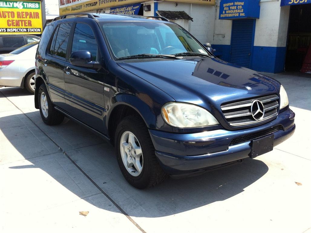 Pre-owned Car ML320Mercedes-Benz