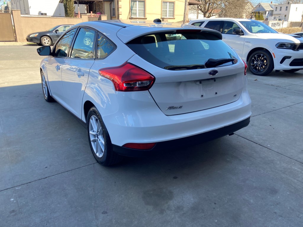 Used - Ford Focus SE Hatchback for sale in Staten Island NY