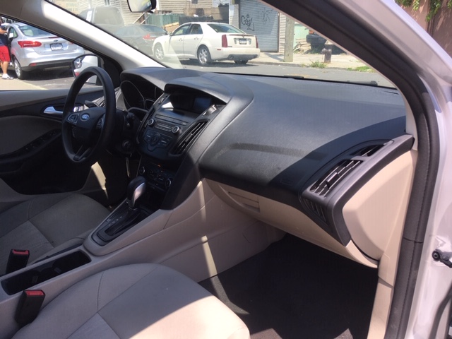 Used - Ford Focus SE Hatchback for sale in Staten Island NY